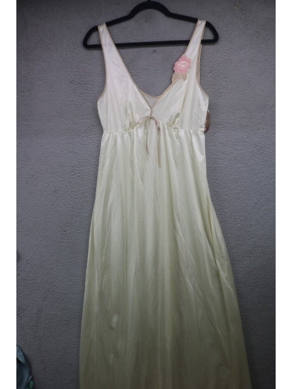 Lorraine Vtg. Long Nylon Gown-Size Medium-NWT-Empire Waist-Embroidered